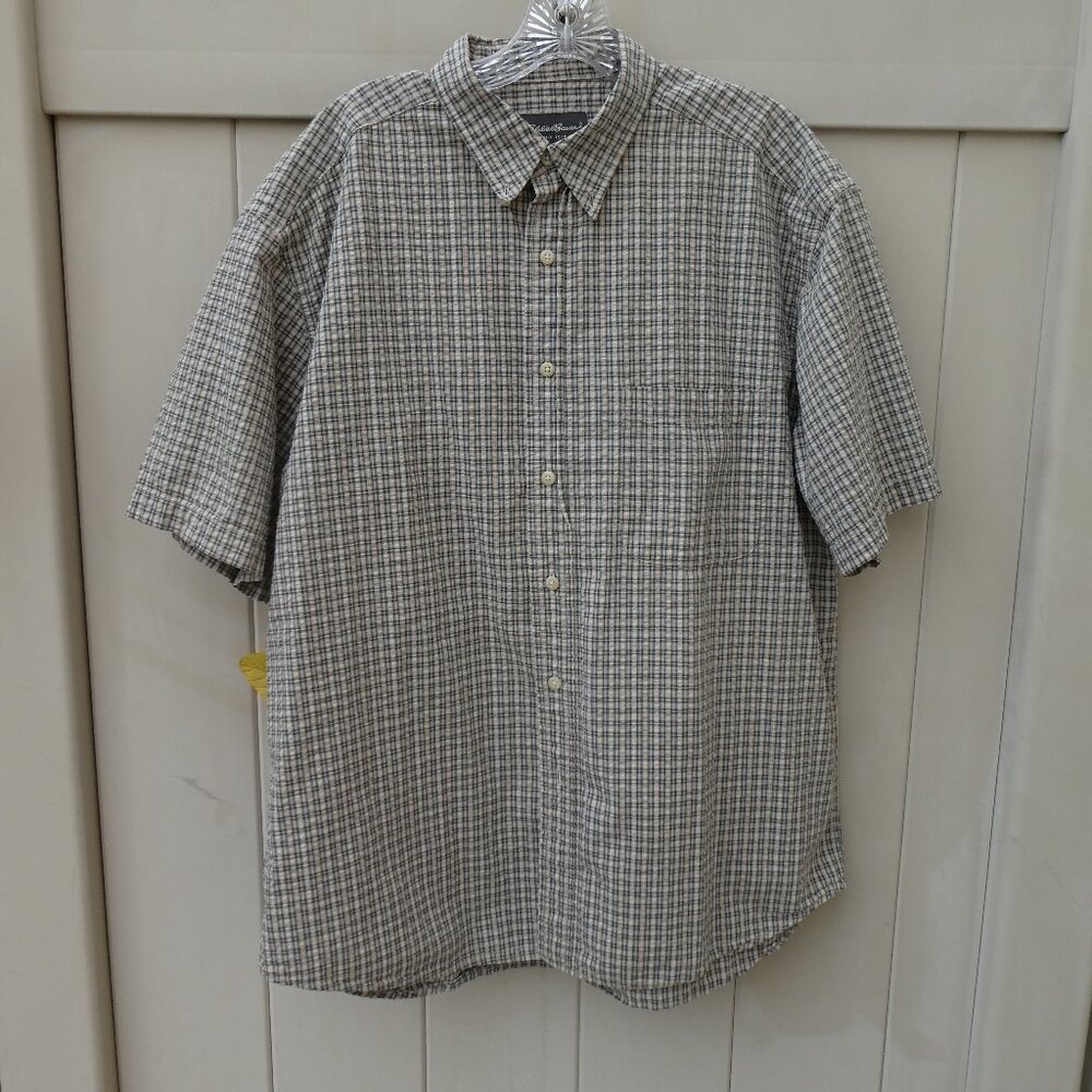 Eddie Bauer Plaid Short Sleeve Men’s Shirt Size L